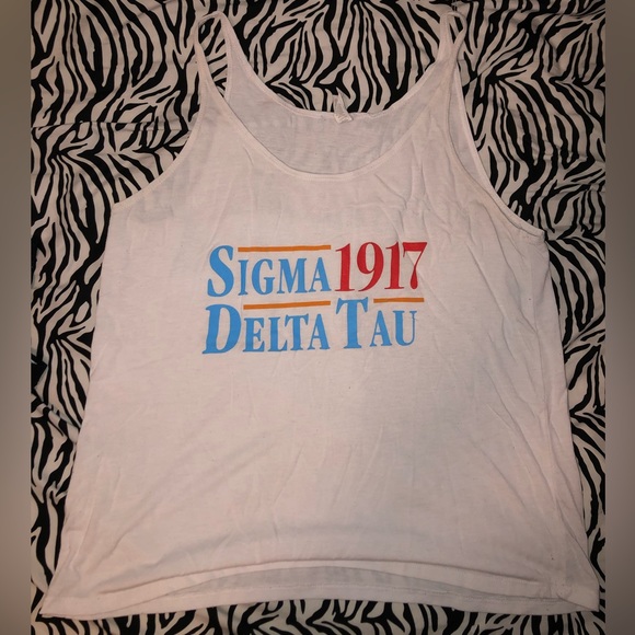 Sigma Delta Tau Shirt - Picture 1 of 1